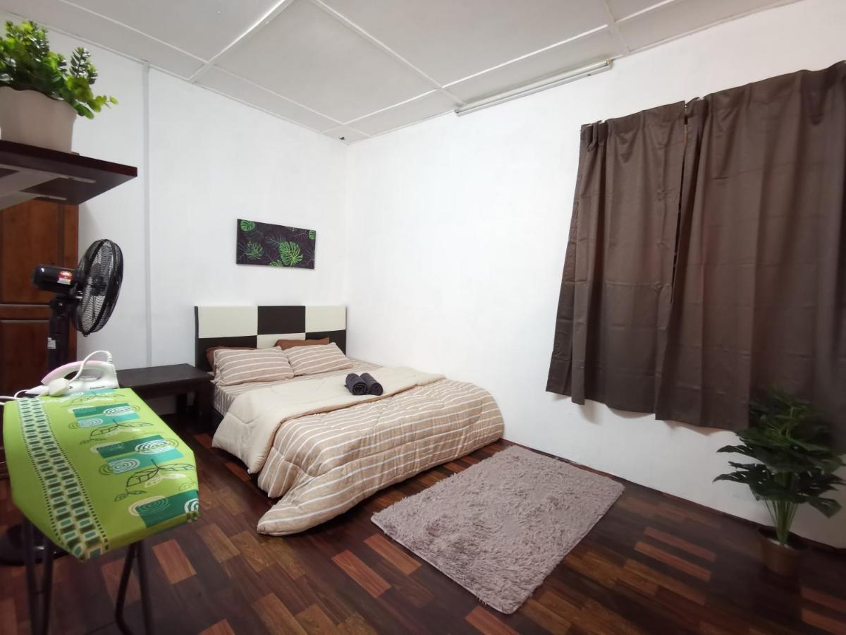 Sri Makmur Pontian Homestay Pontian Besar Buitenkant foto